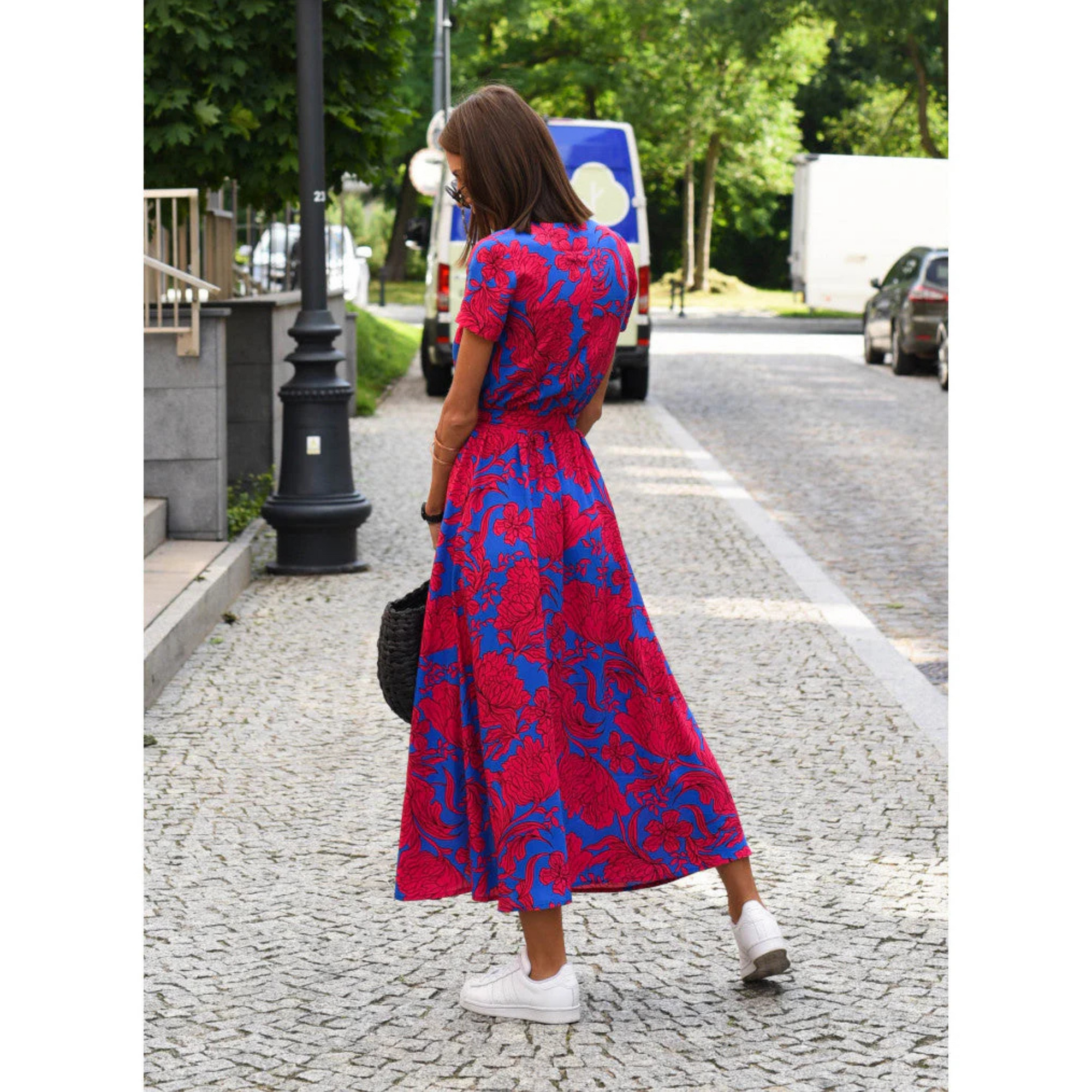 Vestito lungo con stampa floreale e taglio svasato da donna | Ideale per l'estate