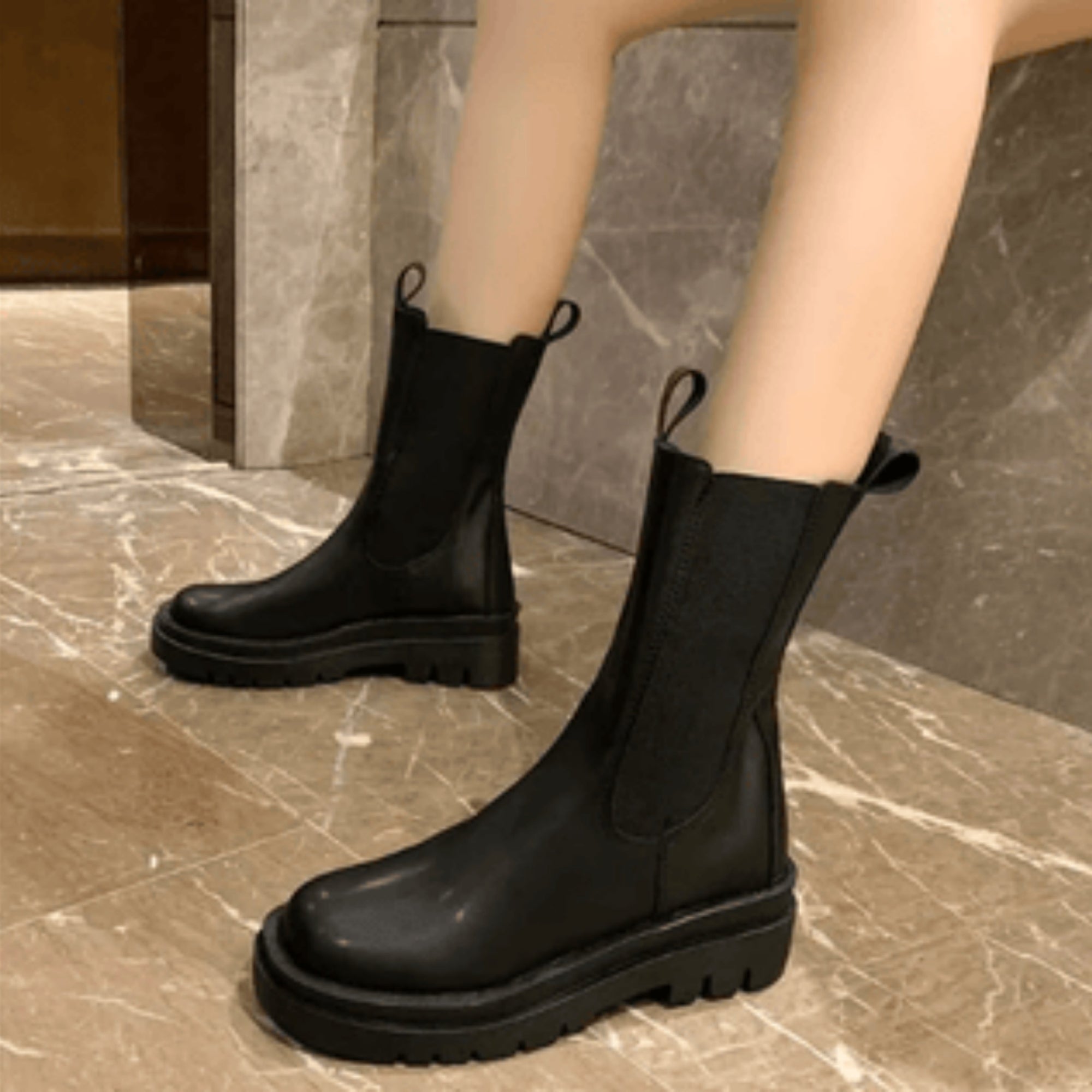 Stivaletti Chelsea con suola piatta in similpelle per donna