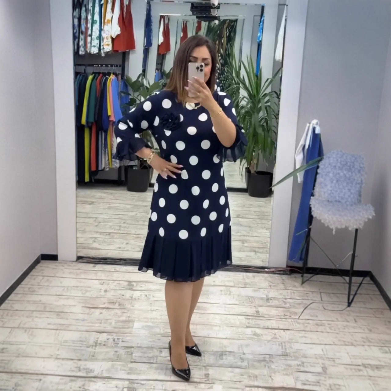 Robe Plissée Pois Pink Navy Coupe Ajustée