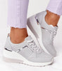 Sneaker con zeppa comfort in similpelle da donna