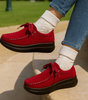 Mocassino Confort con Lacci e Suola Platform in Camoscio per Donna
