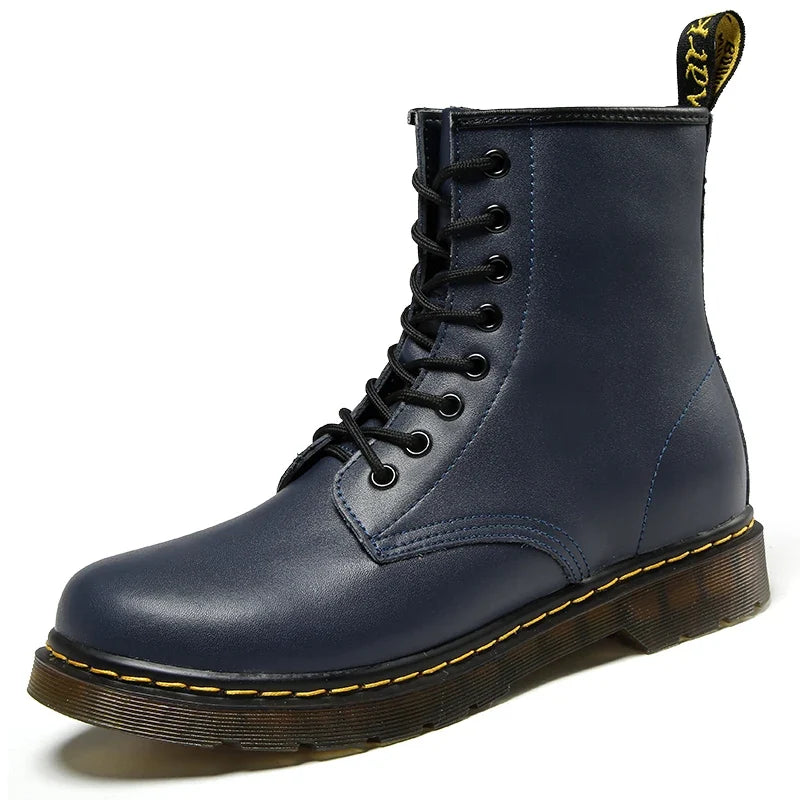 Stivali Martin con lacci in pelle da donna