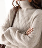 Maglione oversize a trecce con maniche lunghe e collo alto da donna