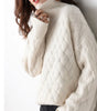 Maglione oversize a trecce con maniche lunghe e collo alto da donna