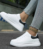 Sneaker Confort con Suola Spessa in Pelle Sintetica per Donna