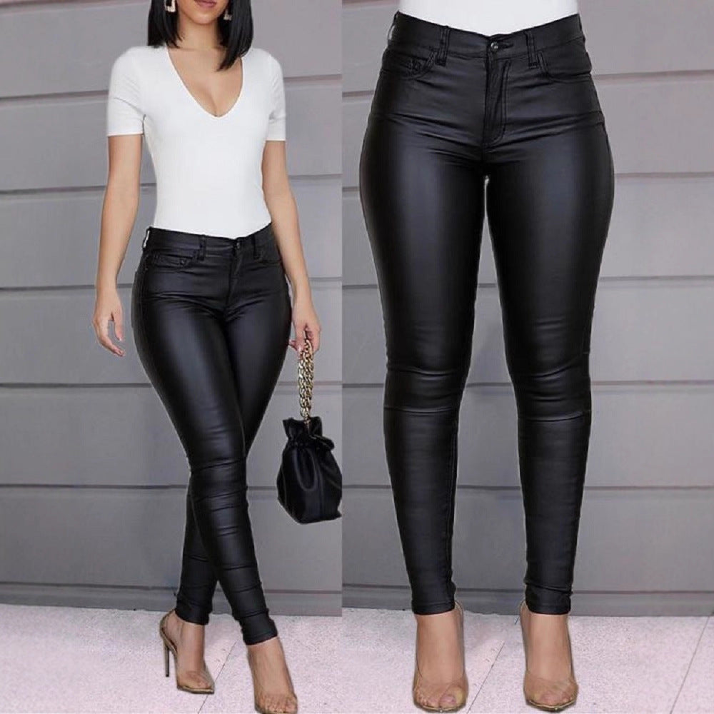 Pantaloni a vita alta in similpelle a taglio slim da donna  