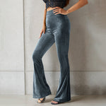 Pantaloni in velluto a coste a vita alta con taglio flare da donna