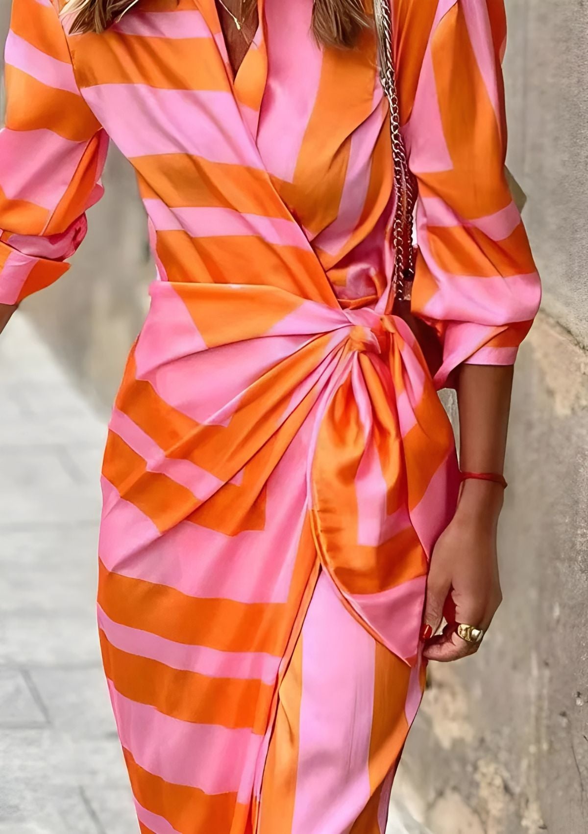Vestito Portafoglio Stampato con Scollo a V da Donna | Ideale per le Uscite