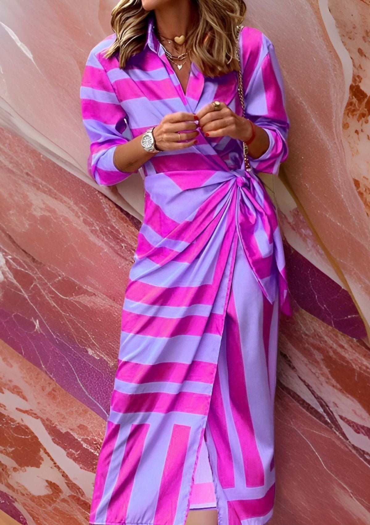 Vestito Portafoglio Stampato con Scollo a V da Donna | Ideale per le Uscite
