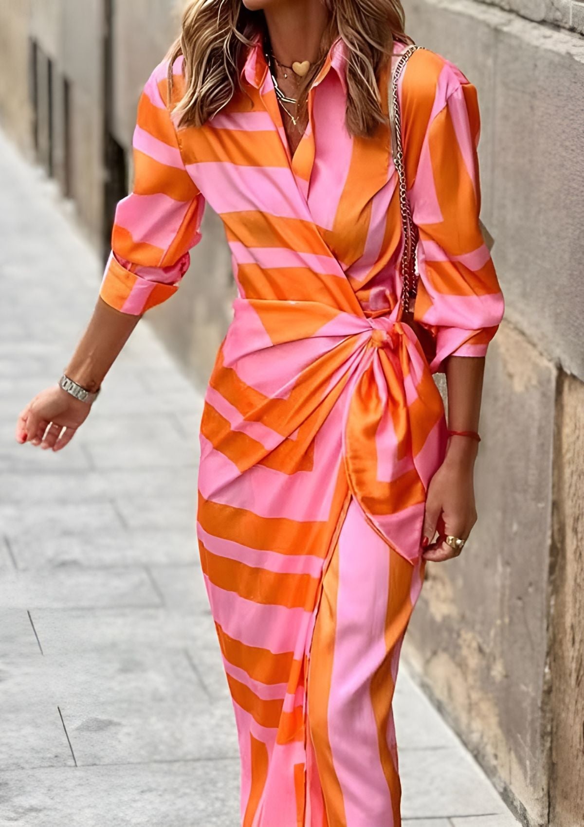 Vestito Portafoglio Stampato con Scollo a V da Donna | Ideale per le Uscite