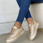 Baskets avec Détail Doré pour Femme | Idéales pour le Quotidien - Emilia Lane