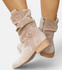 Stivale alto piatto in camoscio per donna