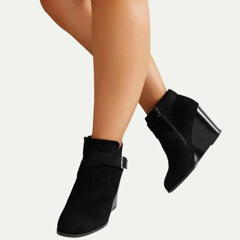 Stivaletti con zeppa in similpelle per donna