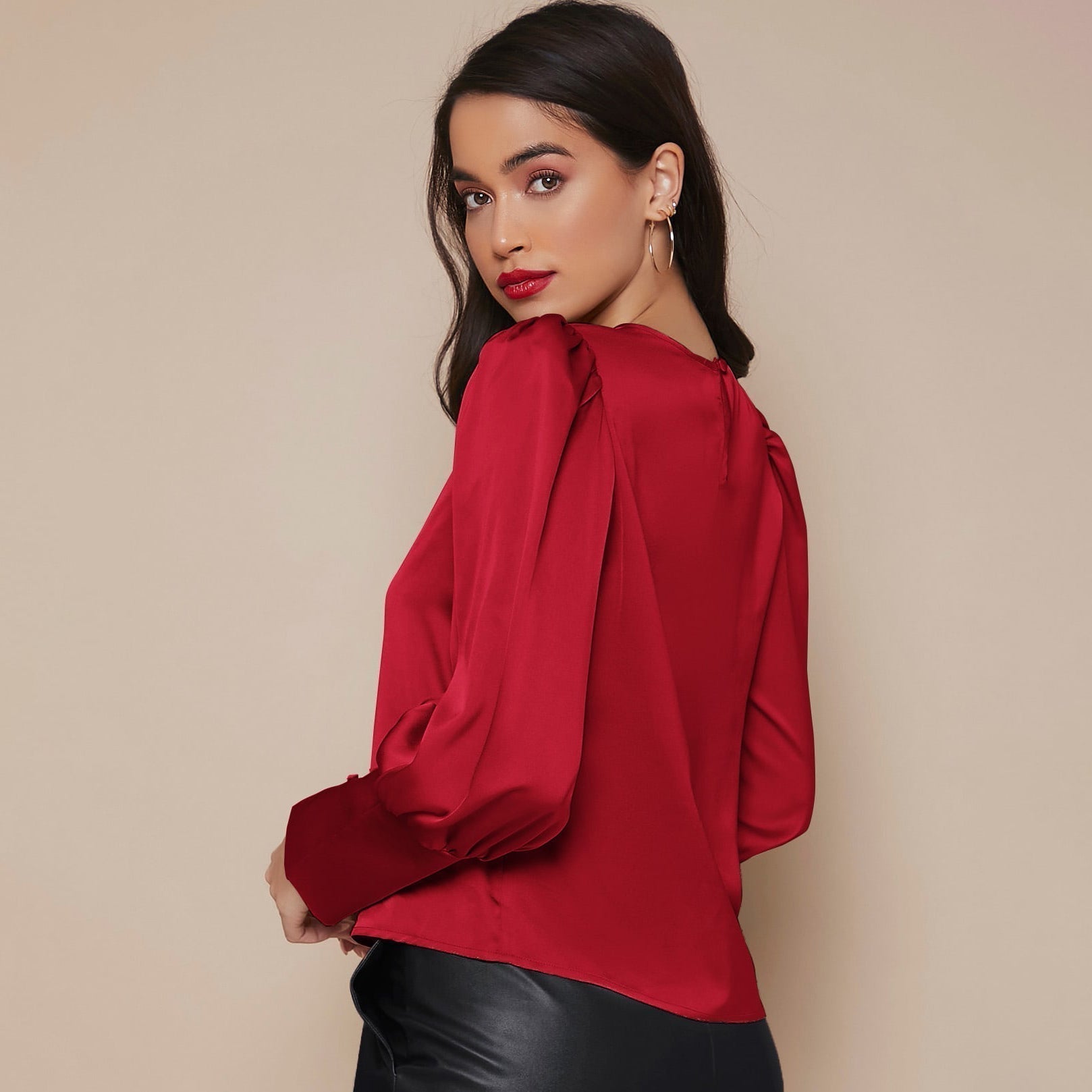 Chemise Satin à Manches Longues pour Femme - Emilia Lane