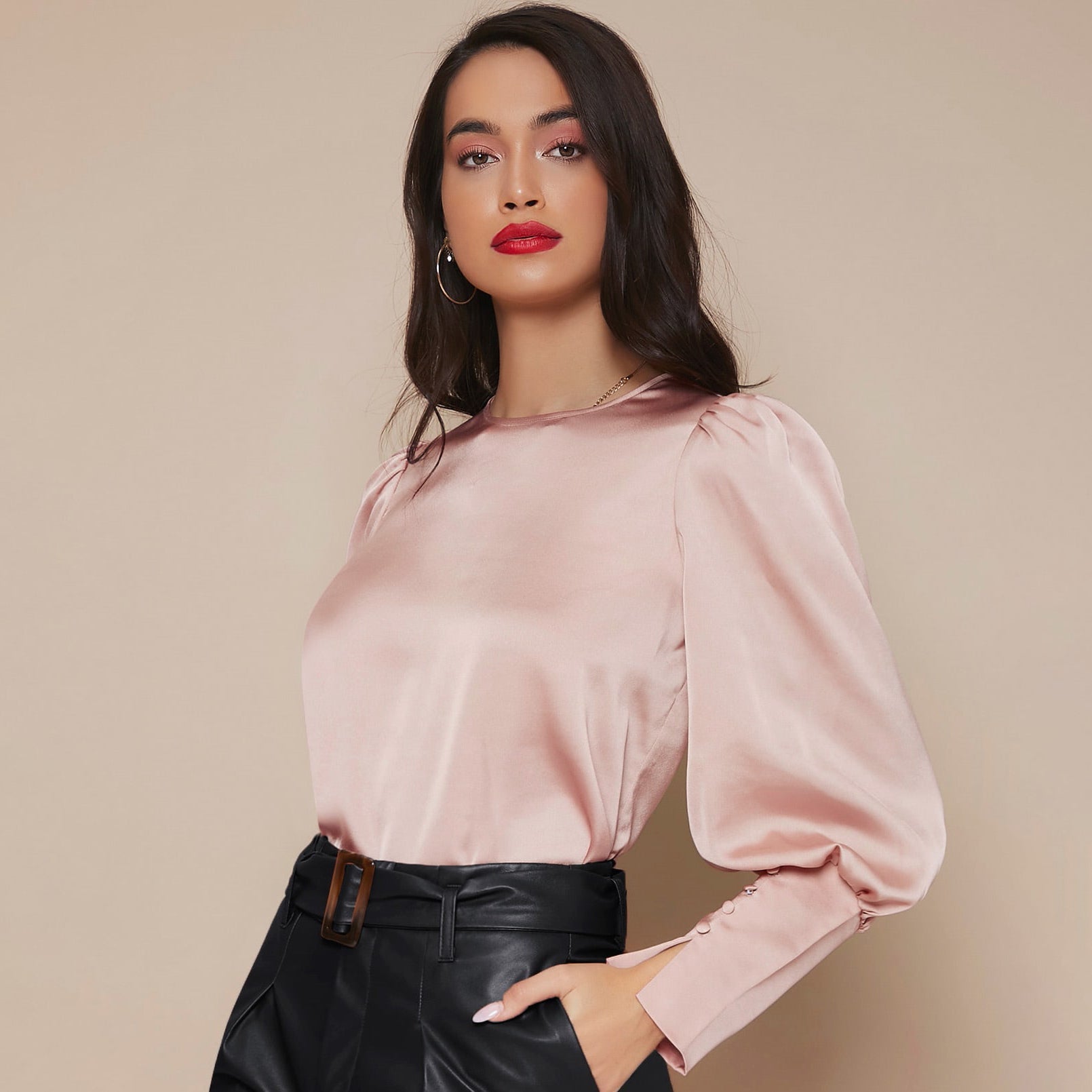 Chemise Satin à Manches Longues pour Femme - Emilia Lane