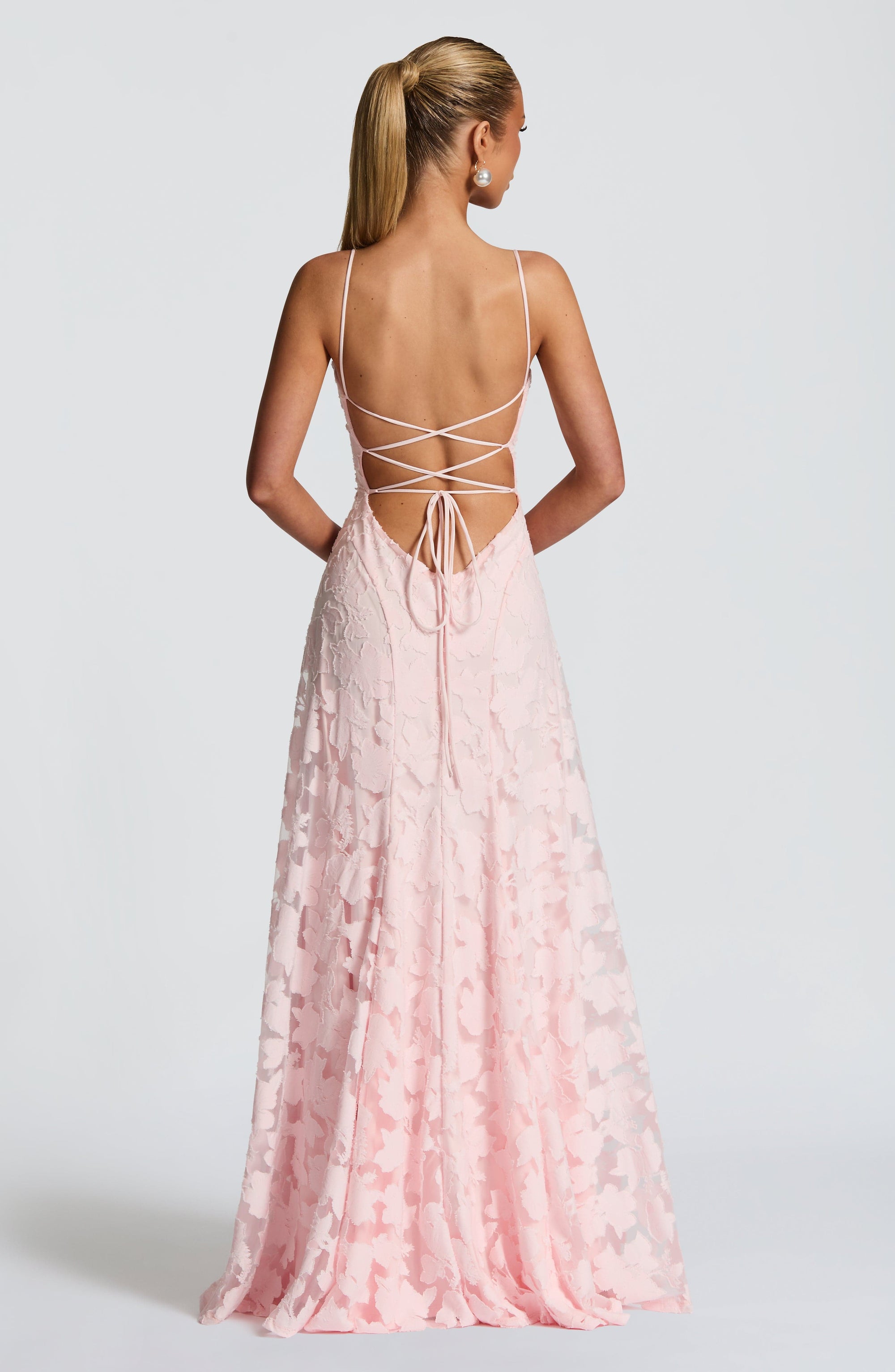 Abito lungo drappeggiato con motivo floreale e spalline per donna | Ideale per le uscite