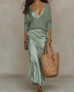 Ensemble Robe Midi Satinée et Pull en Laine pour Femme | Idéal pour le Quotidien - Emilia Lane