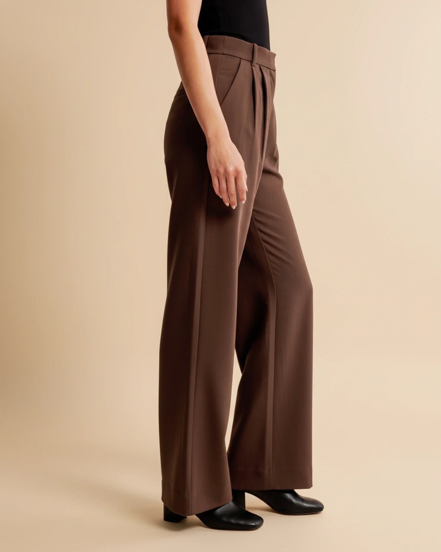 Pantalon à Jambes Larges et Taille Haute pour Femmes - Emilia Lane
