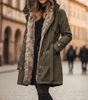 Parka lunga con cappuccio e pelliccia ecologica da donna