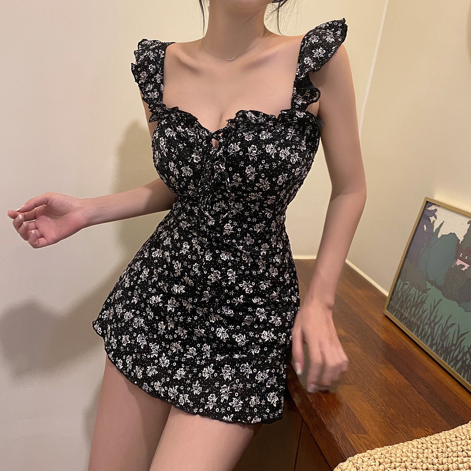 Robe Courte à Bretelles Imprimé Floral pour Femme - Emilia Lane