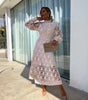 Robe en Dentelle avec Col Montant pour Femmes - Emilia Lane