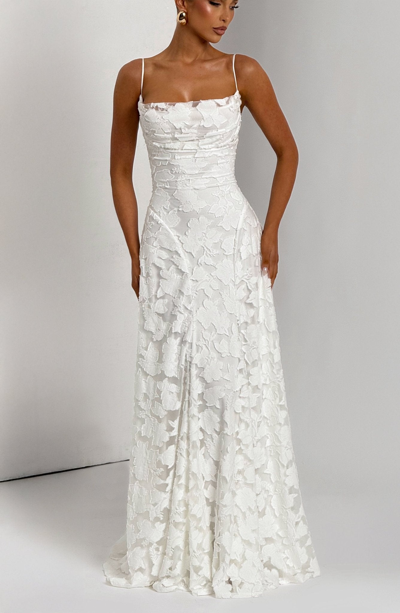 Robe Longue Drapée à Motif Floral avec Bretelles pour Femme | Idéale pour les Sorties - Emilia Lane