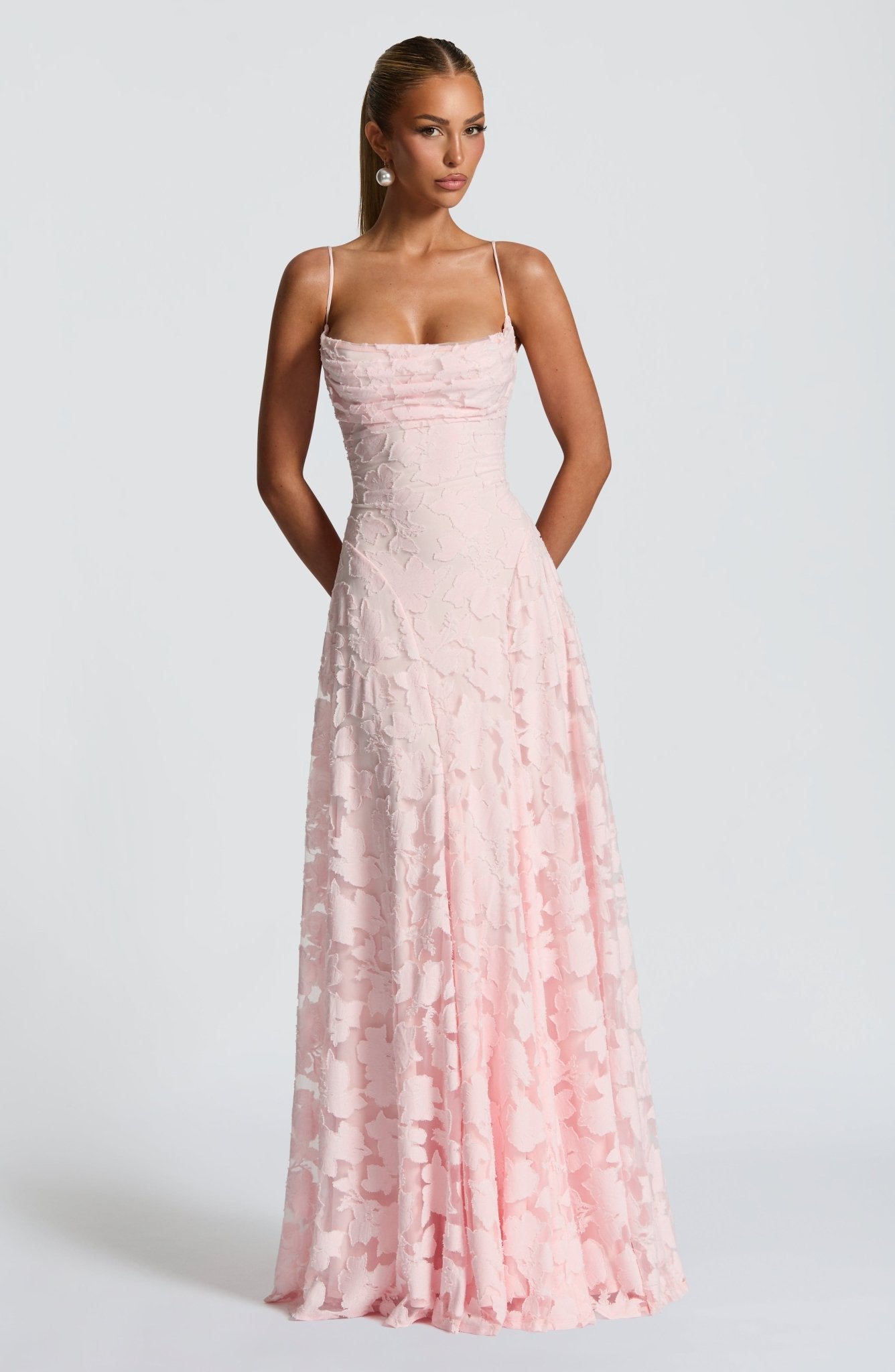 Robe Longue Drapée à Motif Floral avec Bretelles pour Femme | Idéale pour les Sorties - Emilia Lane