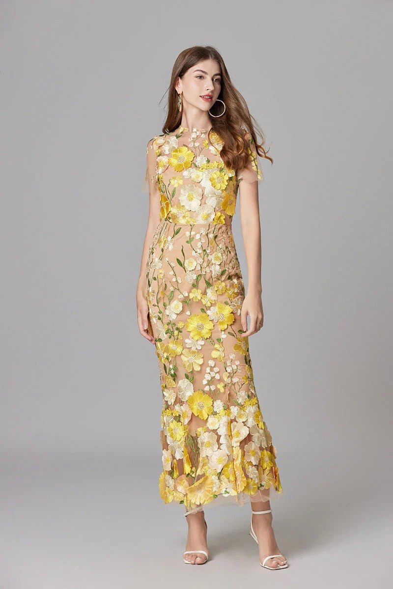 Robe Longue sans Manches à Appliqué Floral pour Femme | Idéale pour les Sorties - Emilia Lane