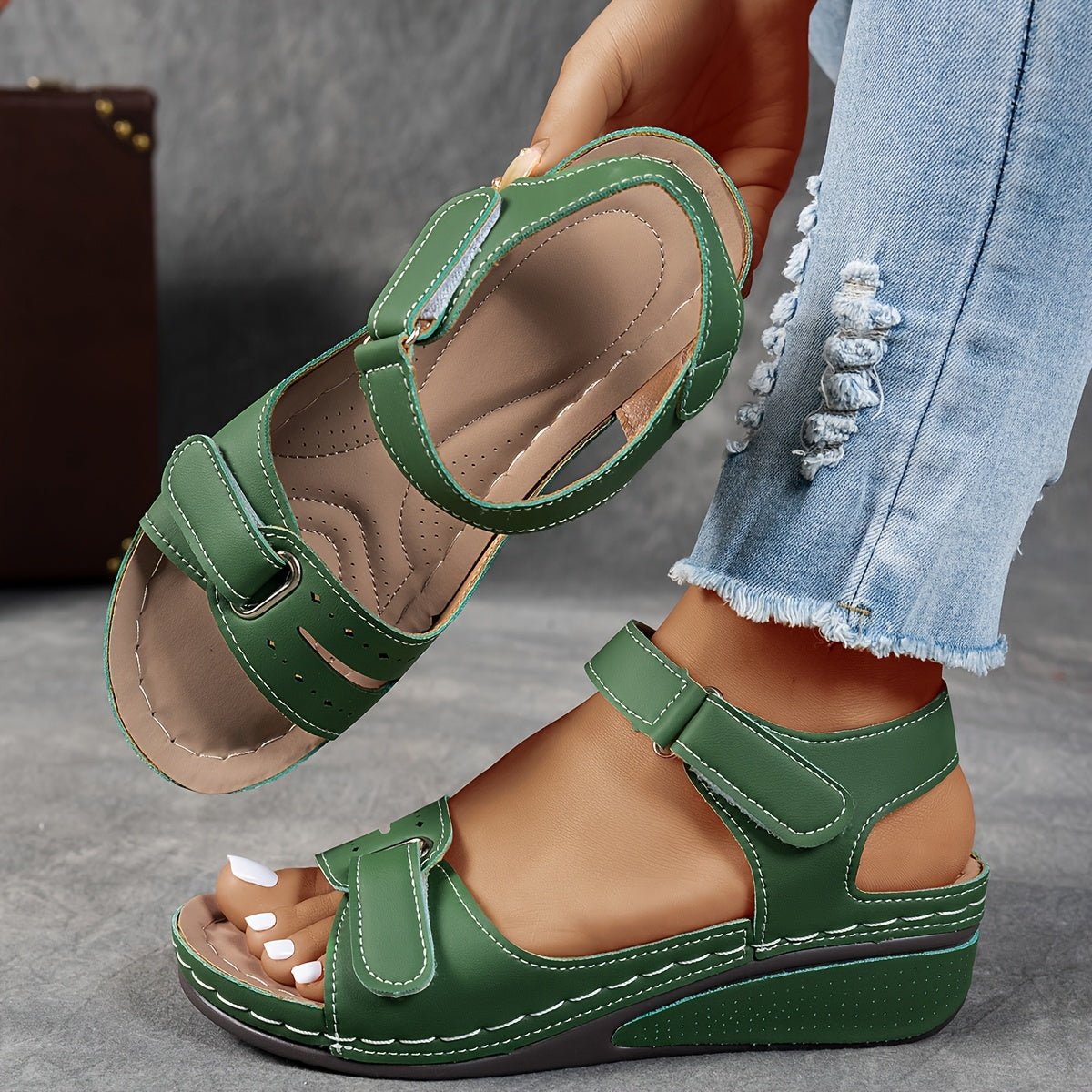 Sandales à Boucle et Soutien Orthopédique pour Femme | Idéales pour le Quotidien - Emilia Lane