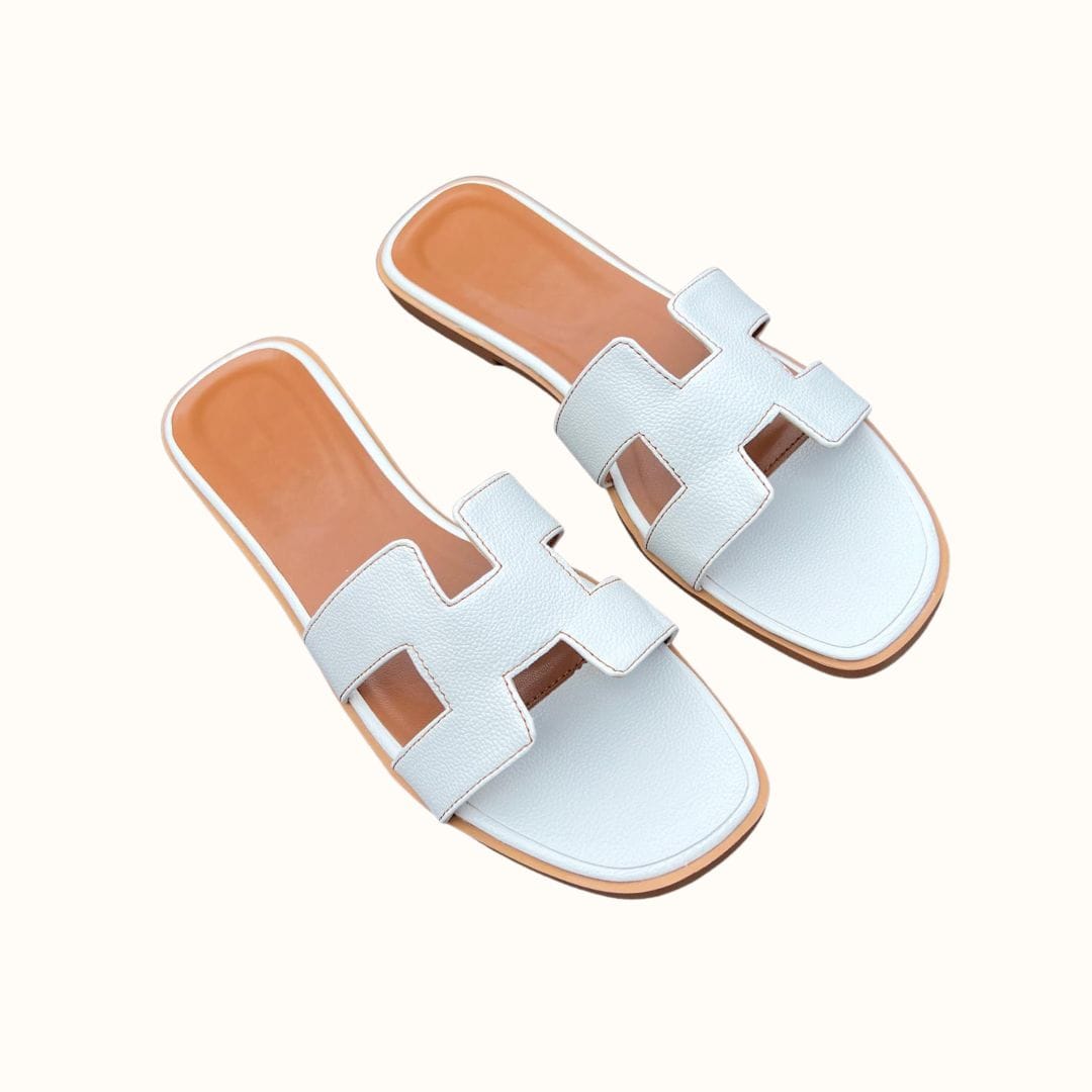 Sandales Plates Élégantes pour Femmes - Emilia Lane