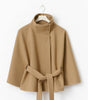Veste Cape Courte à Col Montant pour Femme - Emilia Lane